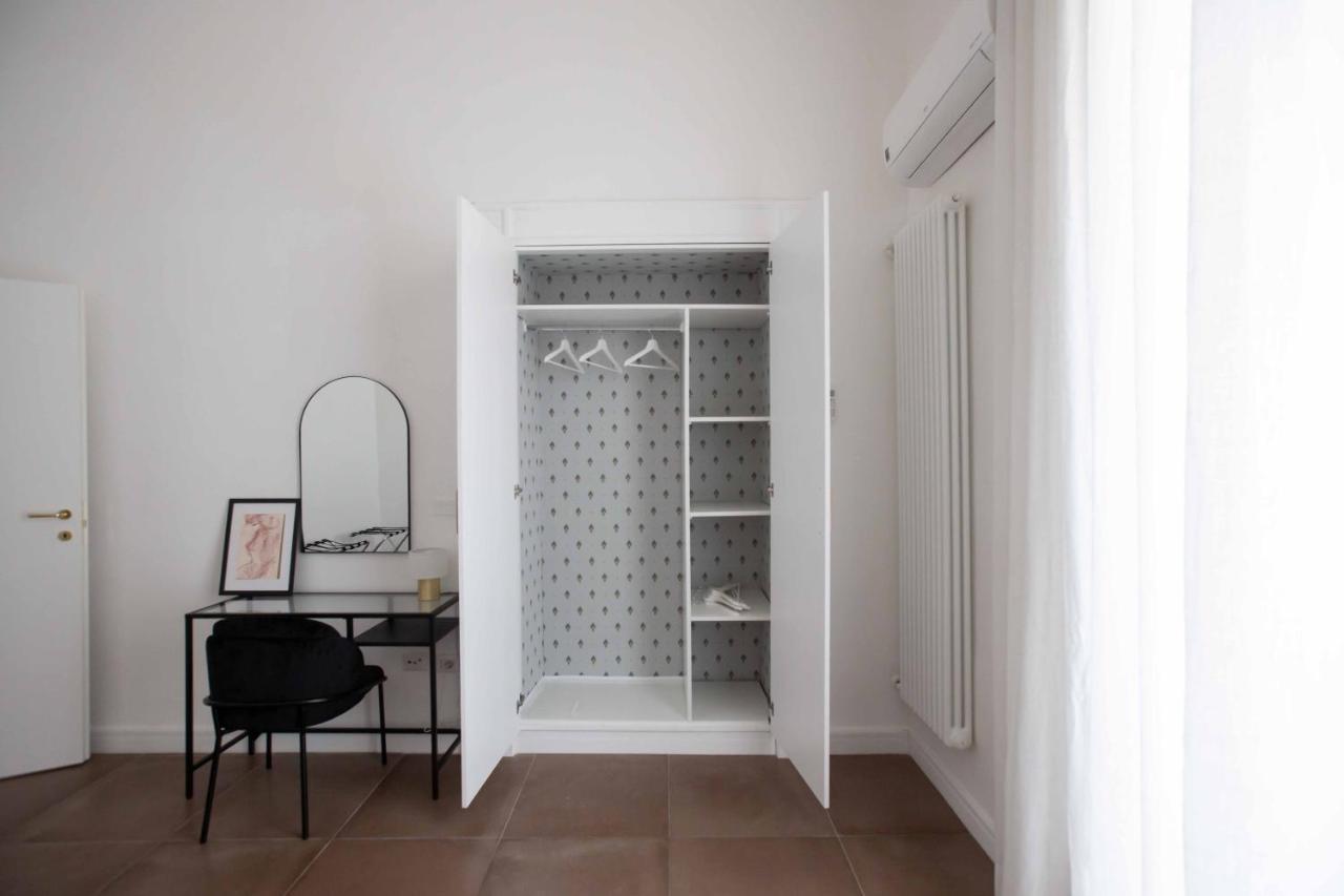 Domus Delia Luxury Apartamento Nápoles